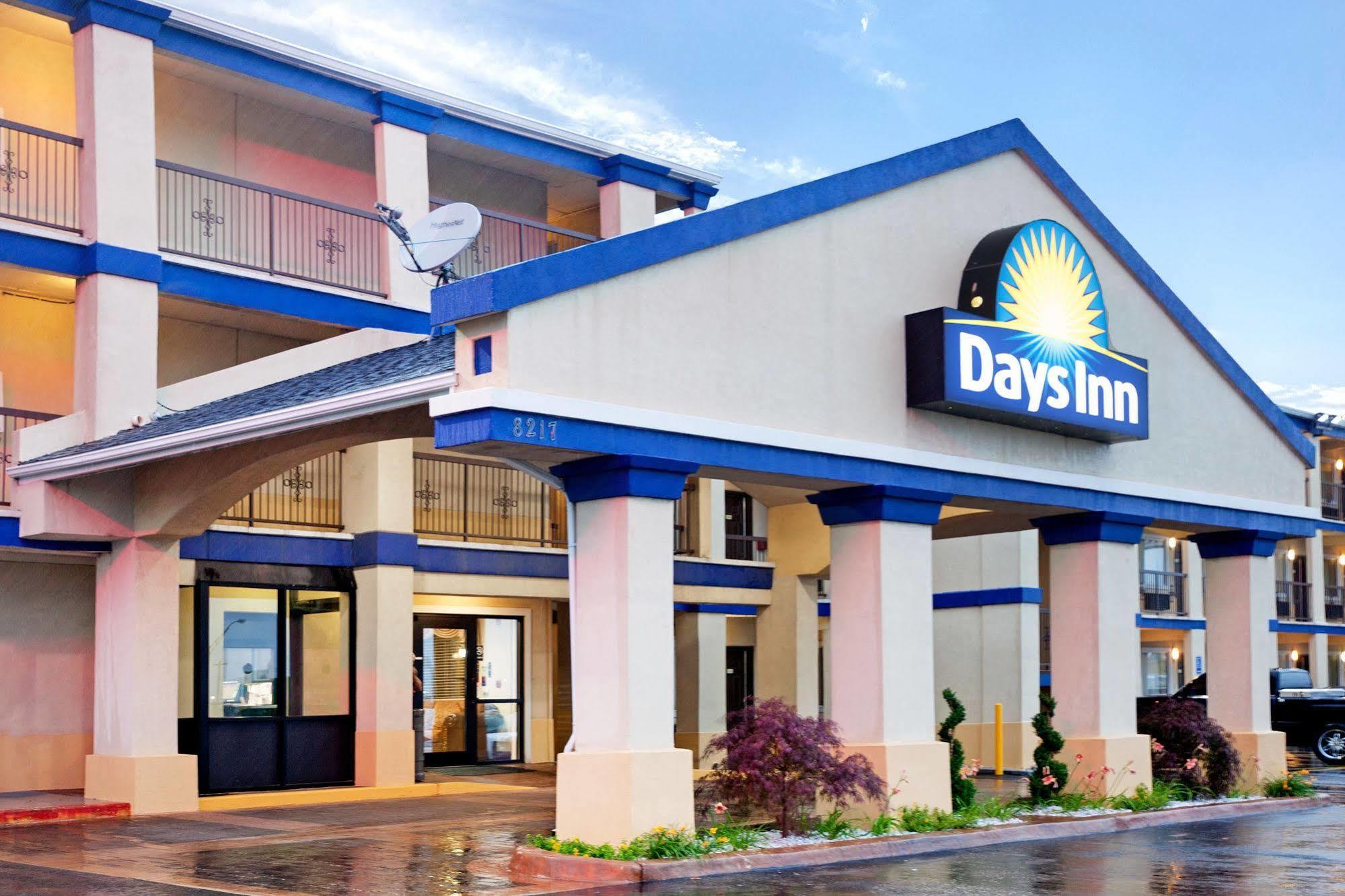Days Inn By Wyndham Oklahoma City/Moore Exterior photo